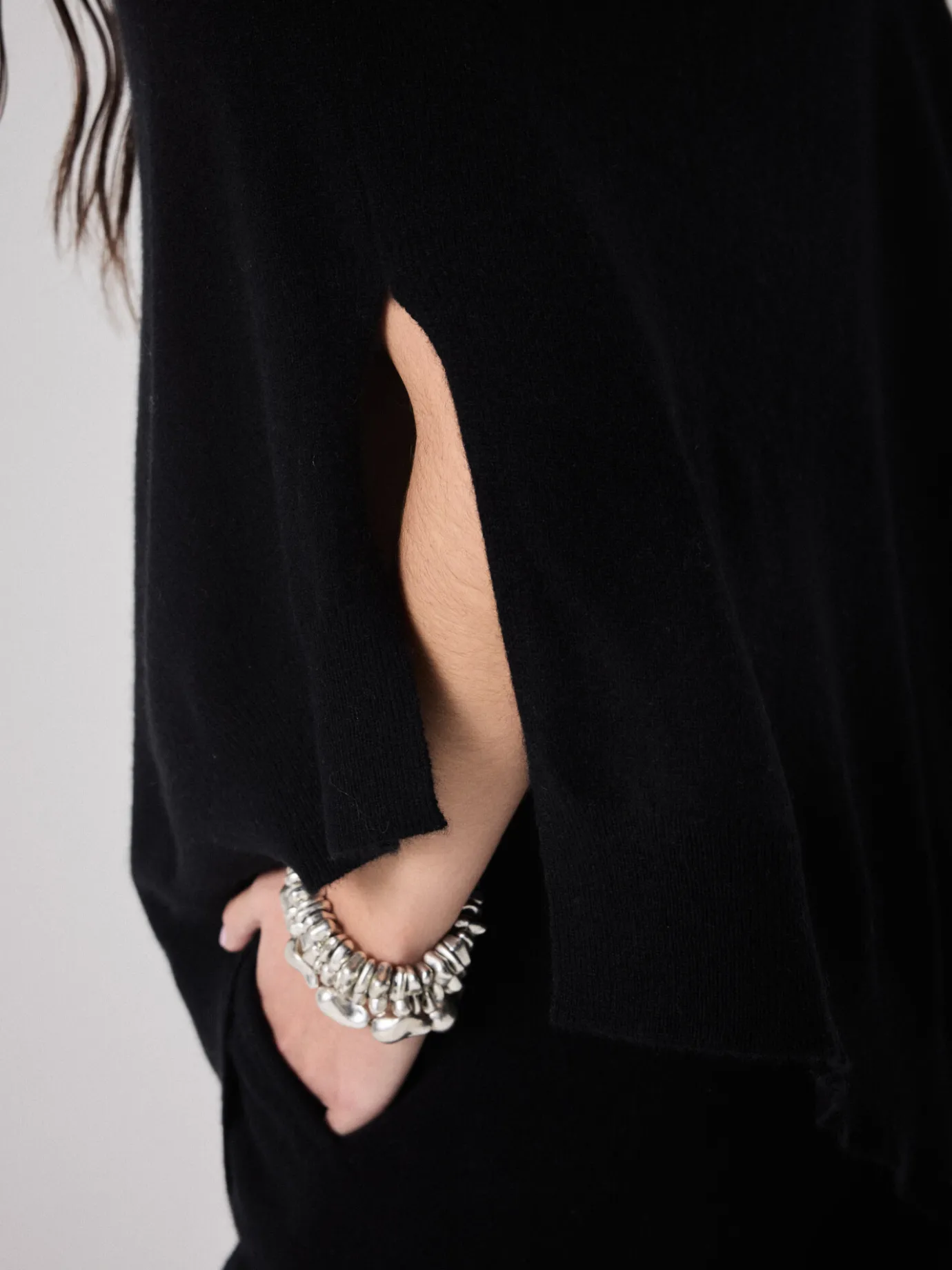 cape_cachemire_auguste_2.webp Outlet Cape cachemire Auguste Gilets & Cardigans | Le Cachemire·Gilets & Cardigans
