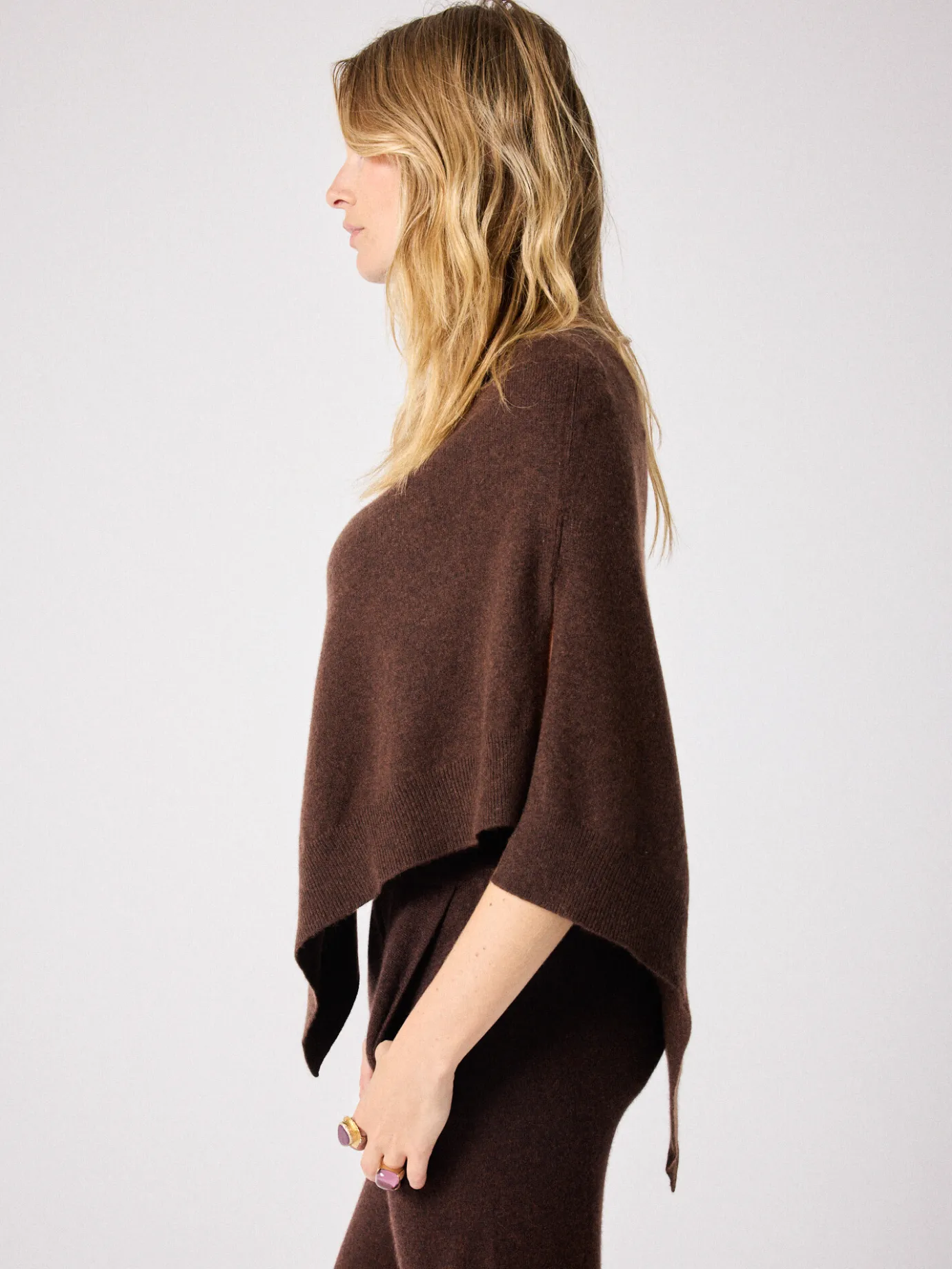 cape_cachemire_auguste_3-1.webp Cheap Cape cachemire Auguste Gilets & Cardigans | Le Cachemire·Gilets & Cardigans