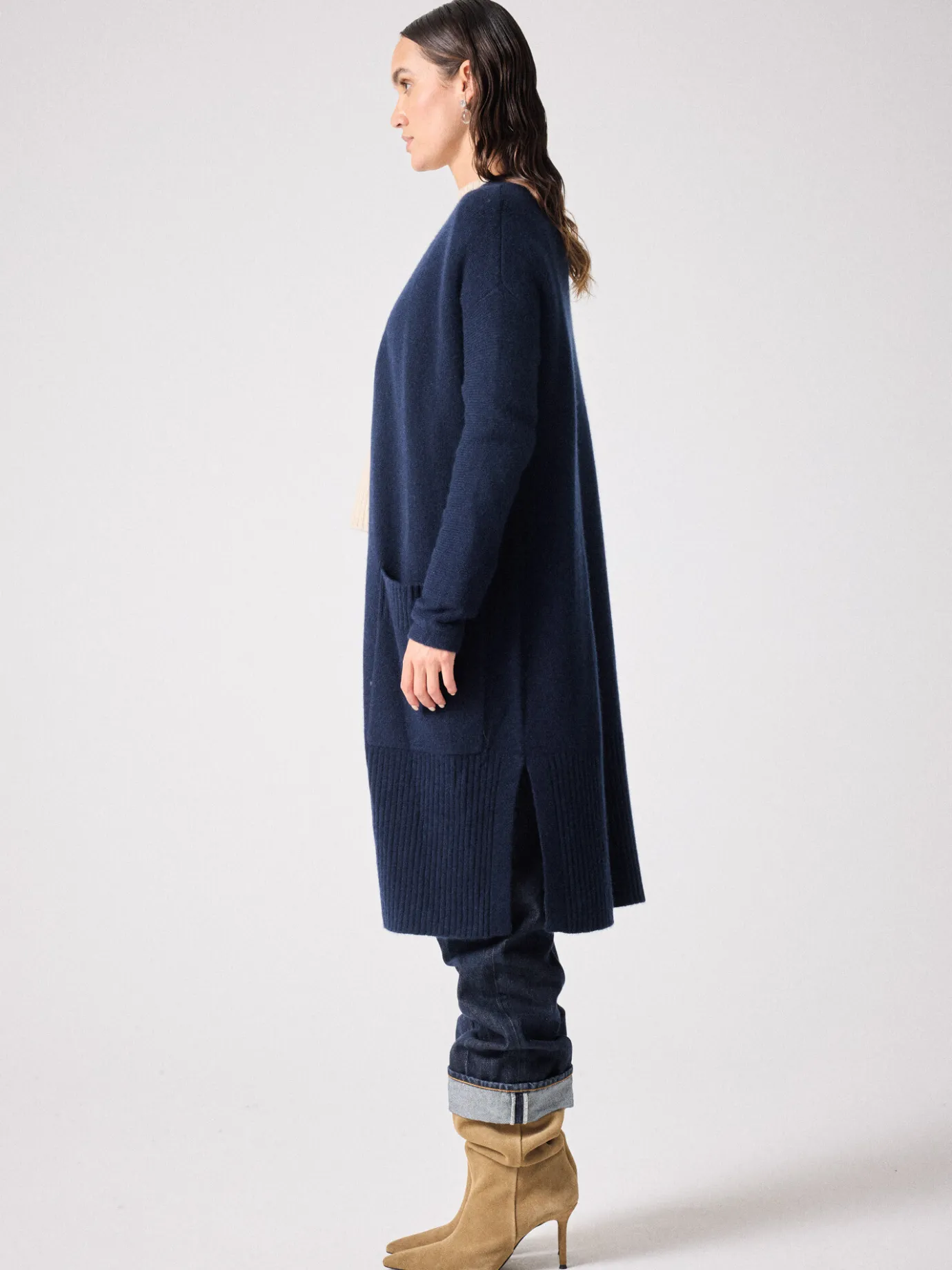 cardigan_cachemire_betti_2-2.webp New Cardigan cachemire Betti Gilets & Cardigans | Le Cachemire·Gilets & Cardigans