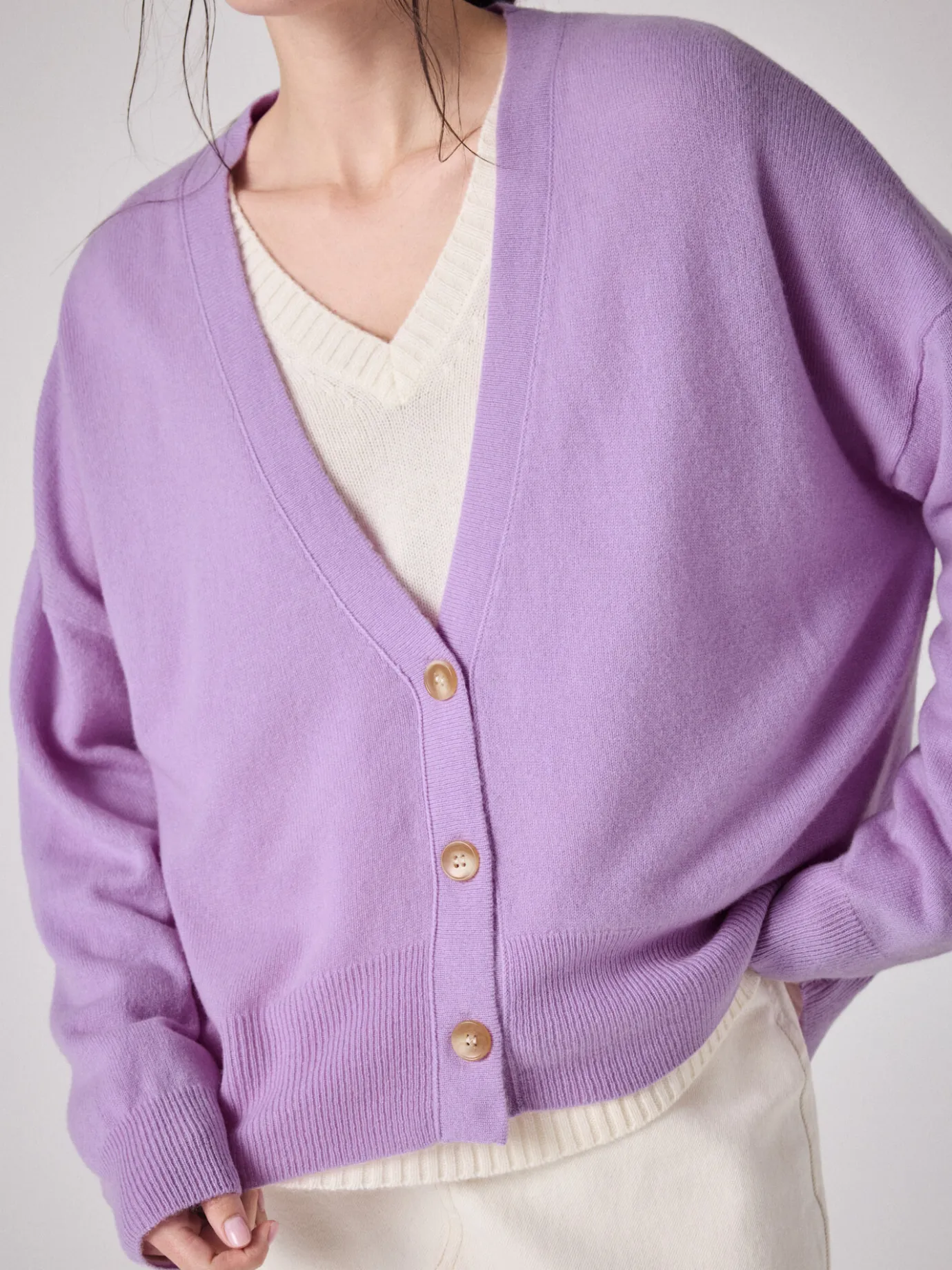 cardigan_cachemire_manille_2-1.webp Discount Cardigan cachemire Manille Gilets & Cardigans | Le Cachemire·Gilets & Cardigans