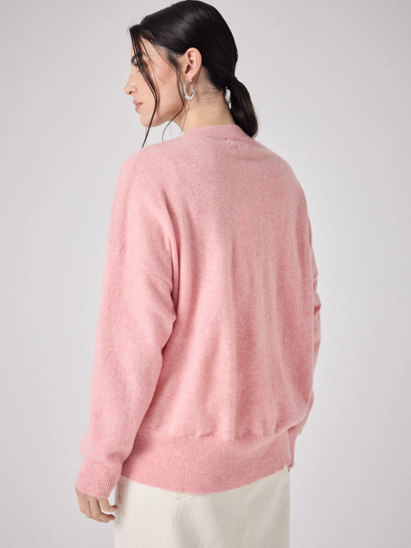 cardigan_cachemire_manille_5.webp Discount Cardigan cachemire Manille Gilets & Cardigans | Le Cachemire·Gilets & Cardigans