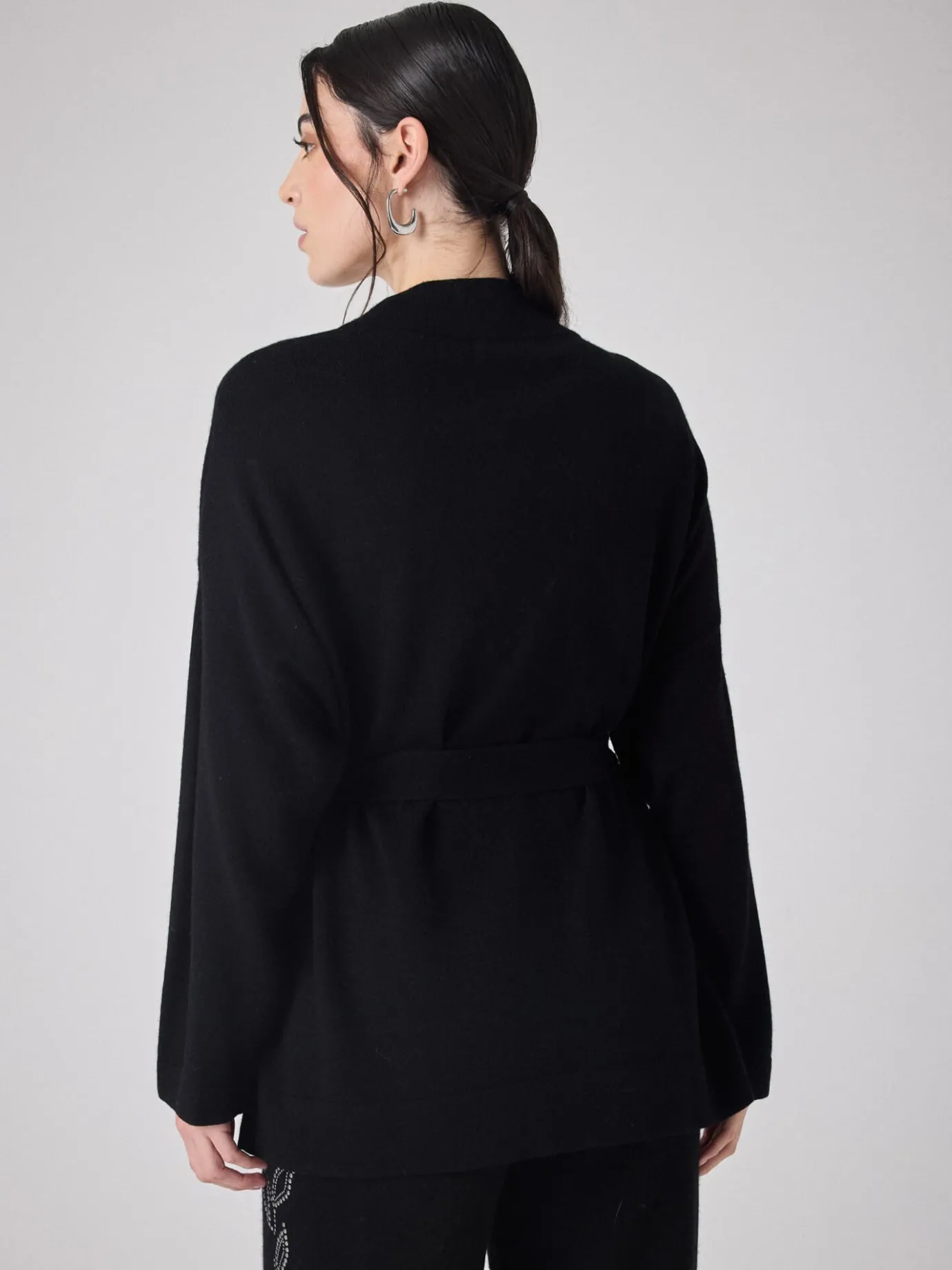 cardigan_laine_et_cachemire_kaly_4-1.webp Hot Cardigan laine et cachemire Kaly Gilets & Cardigans