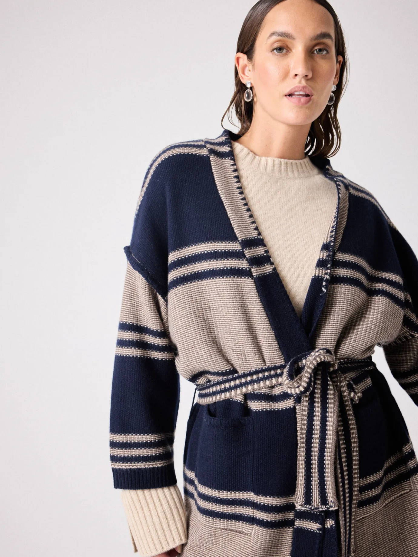 cardigan_laine_et_cachemire_ysee_4.webp Best Cardigan laine et cachemire Ysee Gilets & Cardigans