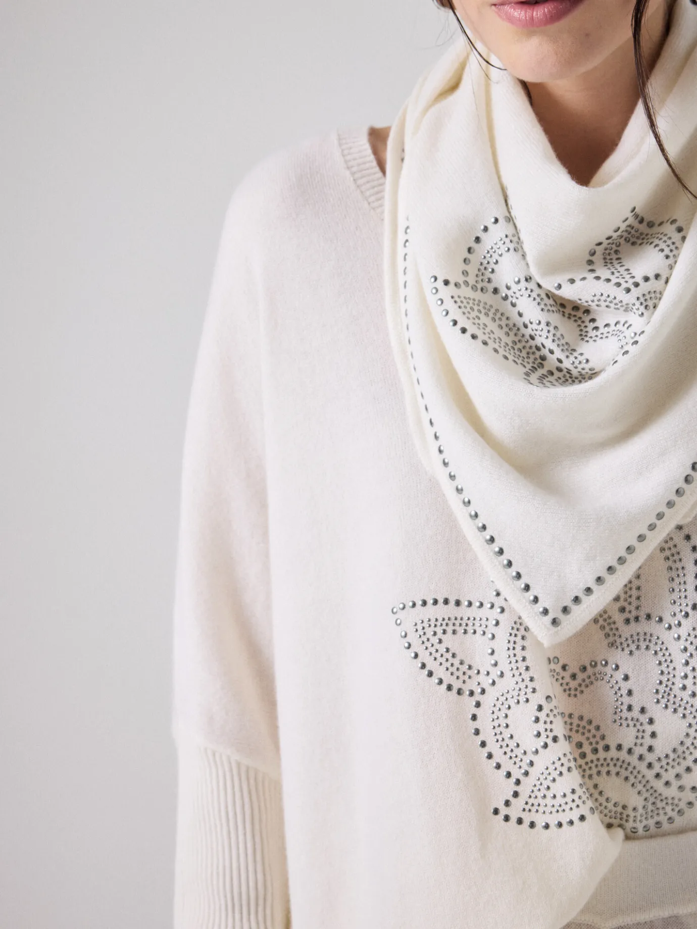 echarpe_laine_et_cachemire_delos_2.webp Cheap Echarpe laine et cachemire Delos Accessoires