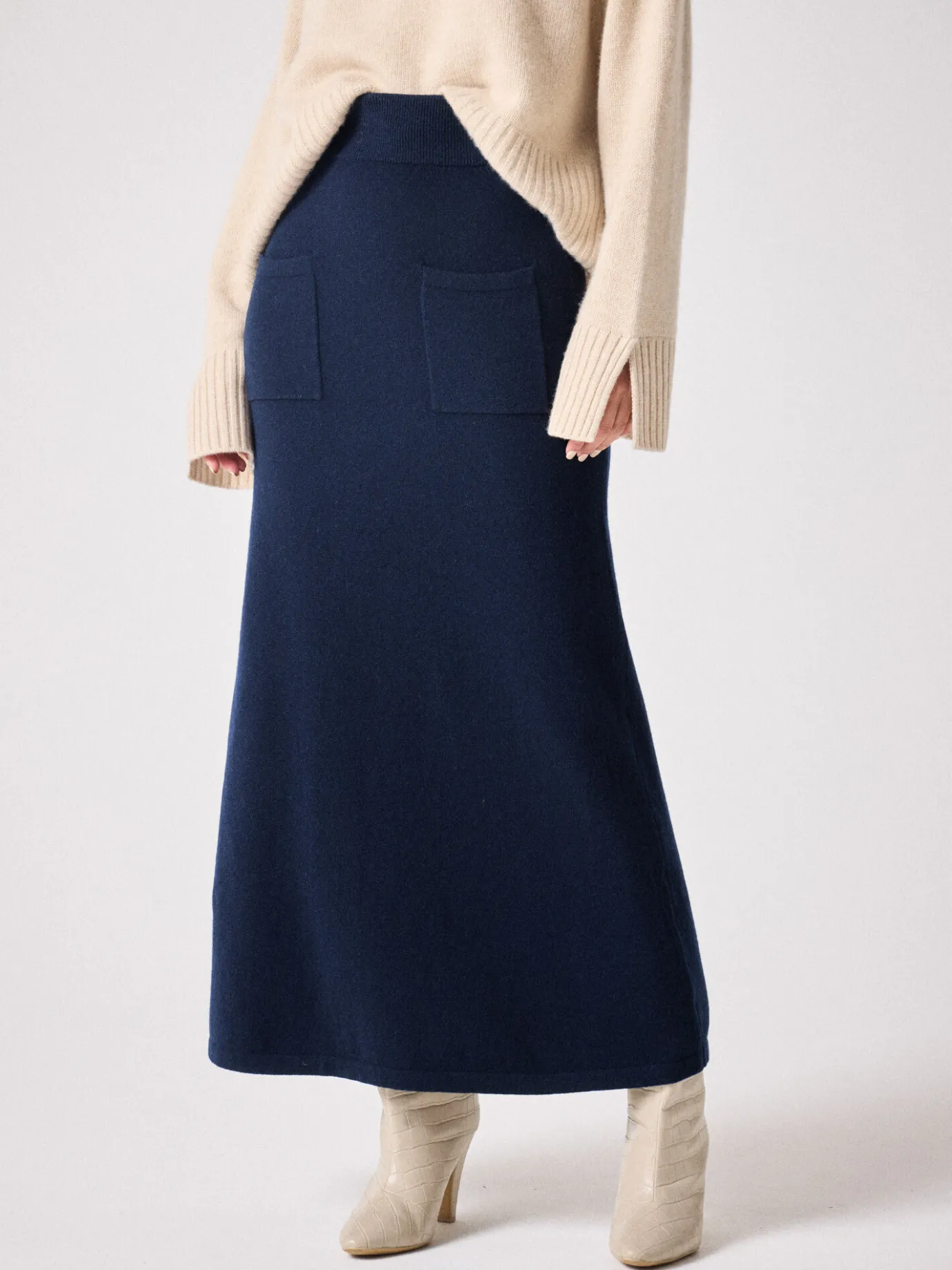 jupe_cachemire_zelie_5.webp Outlet Jupe cachemire Zelie Robes & Jupes | Le Cachemire