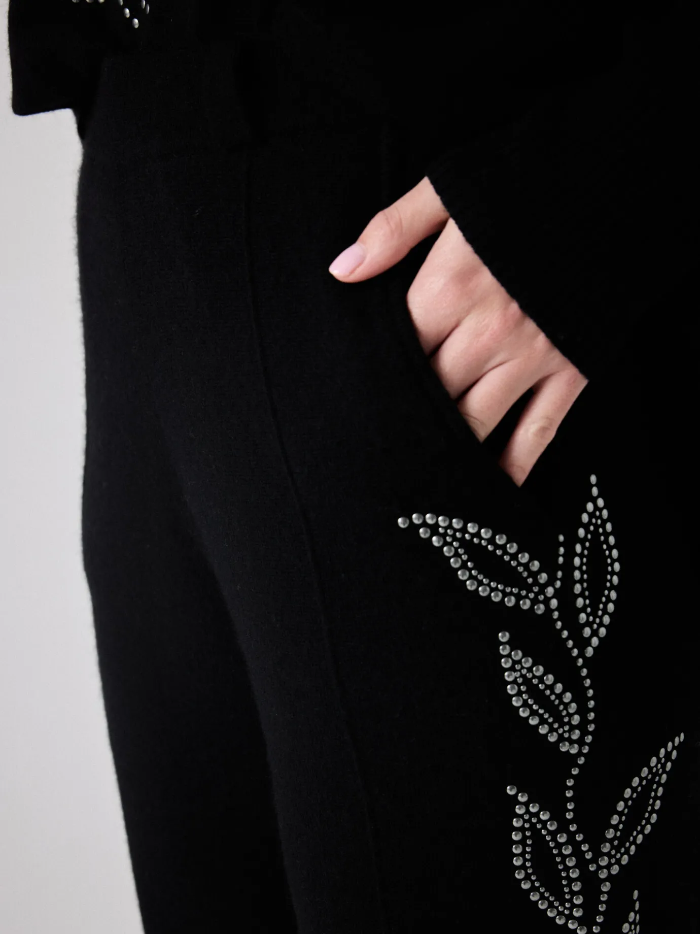pantalon_cachemire_laine_helene_3.webp Sale Pantalon cachemire laine Helene Pantalons & Shorts