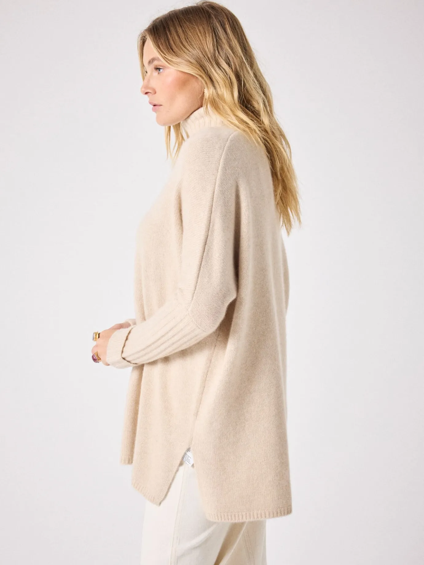 pull_cachemire_agathe_2-3.webp Best Sale Pull cachemire Agathe Pulls & Ponchos | Le Cachemire·Pulls & Ponchos