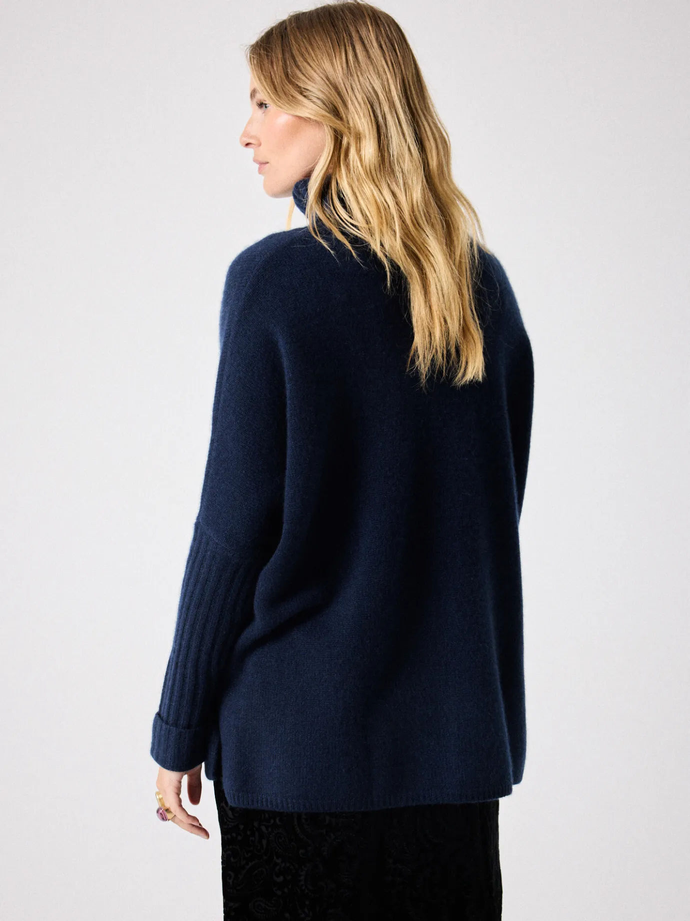 pull_cachemire_agathe_3-1.webp Cheap Pull cachemire Agathe Pulls & Ponchos | Le Cachemire·Pulls & Ponchos
