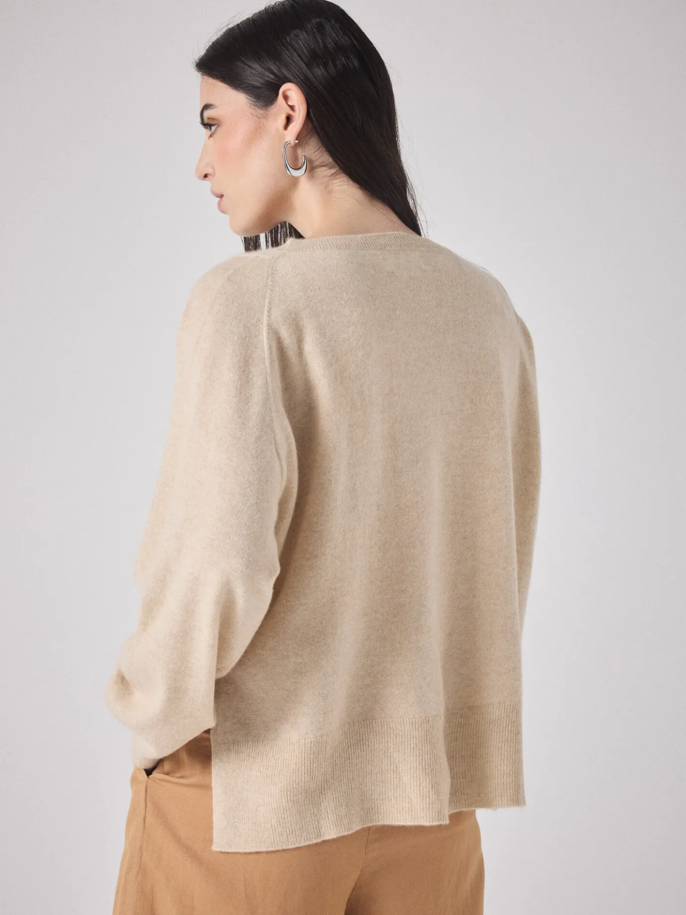 pull_cachemire_jeanne_2.webp Shop Pull cachemire Jeanne Pulls & Ponchos | Le Cachemire·Pulls & Ponchos