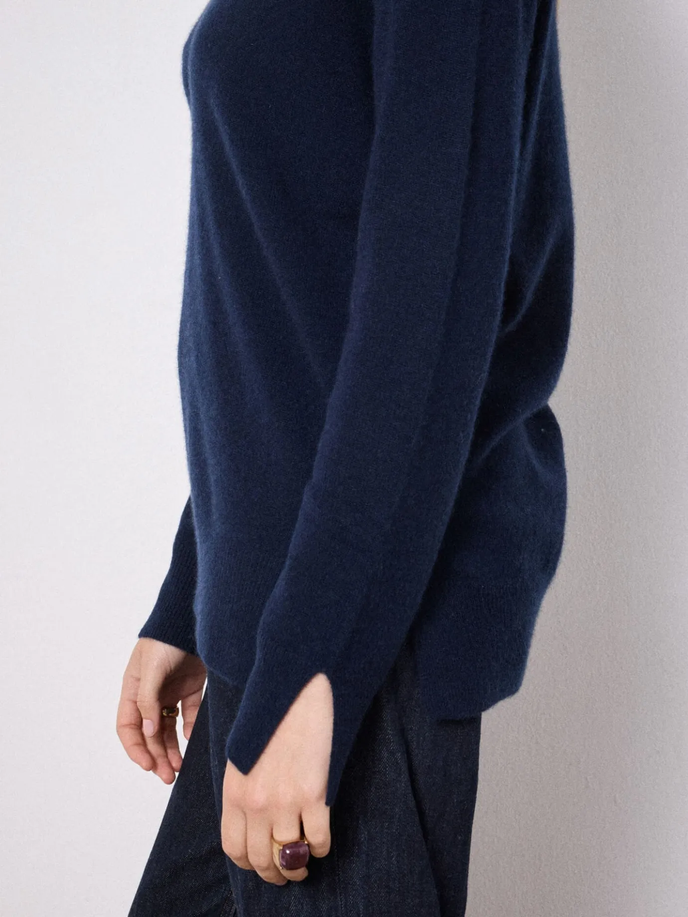 pull_cachemire_leopoldine_2-1.webp Best Sale Pull cachemire Leopoldine Pulls & Ponchos | Le Cachemire·Pulls & Ponchos