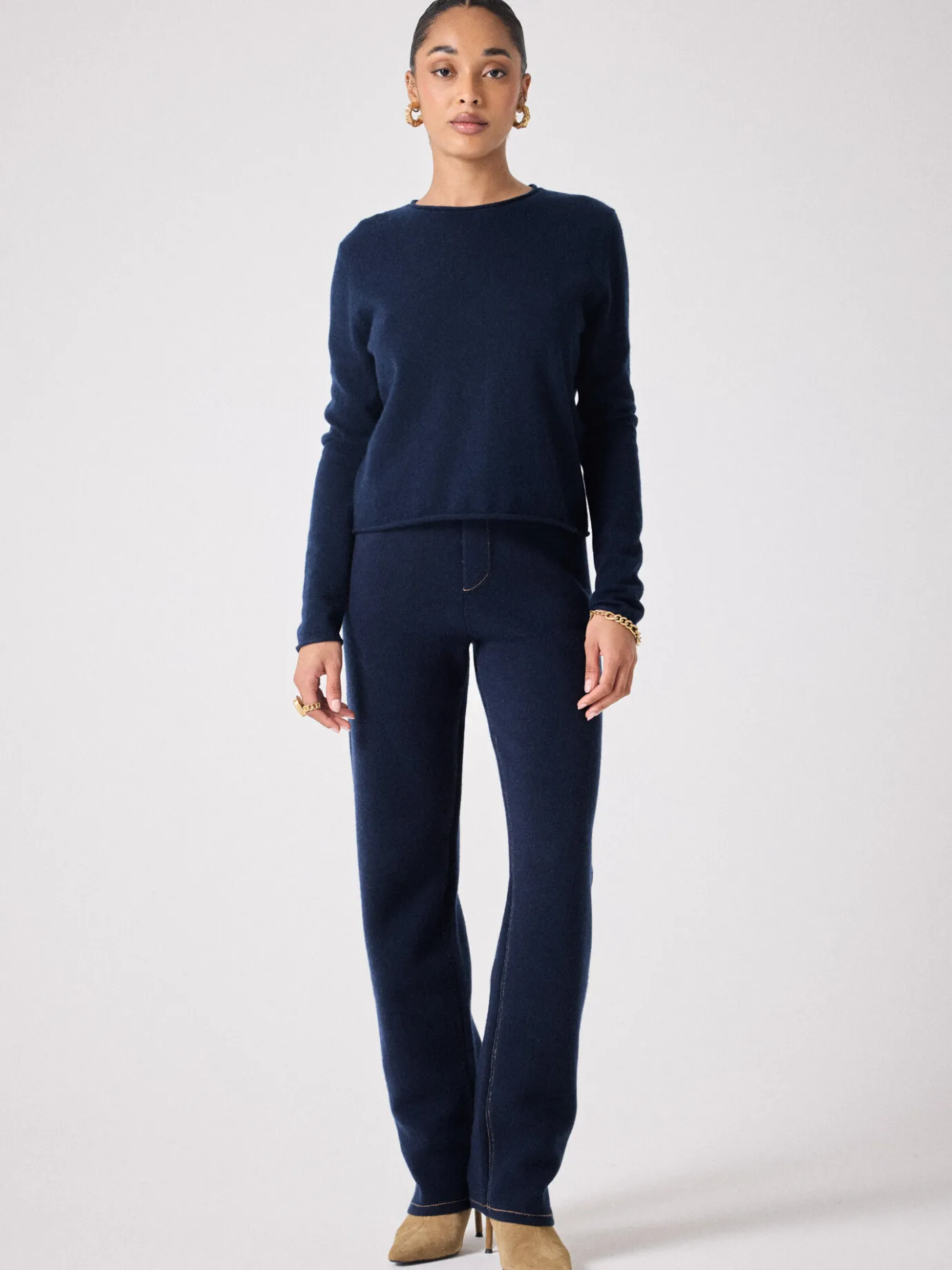 pull_cachemire_lilan_6-1.webp Outlet Pull cachemire Lilan Pulls & Ponchos | Le Cachemire·Pulls & Ponchos