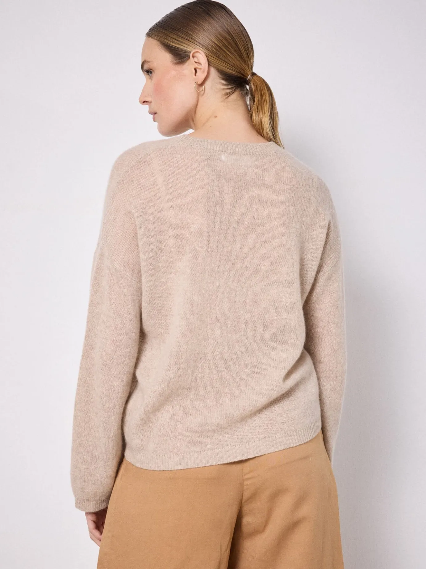 pull_cachemire_sunstar_3.webp Cheap Pull cachemire Sunstar Pulls & Ponchos | Le Cachemire·Pulls & Ponchos