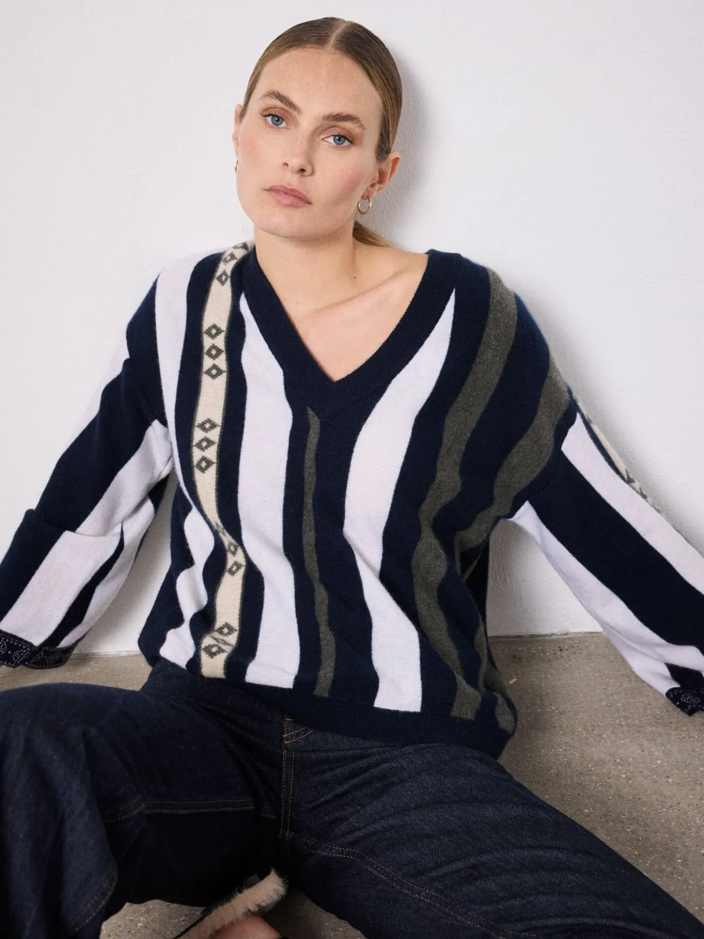 pull_cachemire_swanel_4-1.webp Discount Pull cachemire Swanel Pulls & Ponchos | Le Cachemire·Pulls & Ponchos