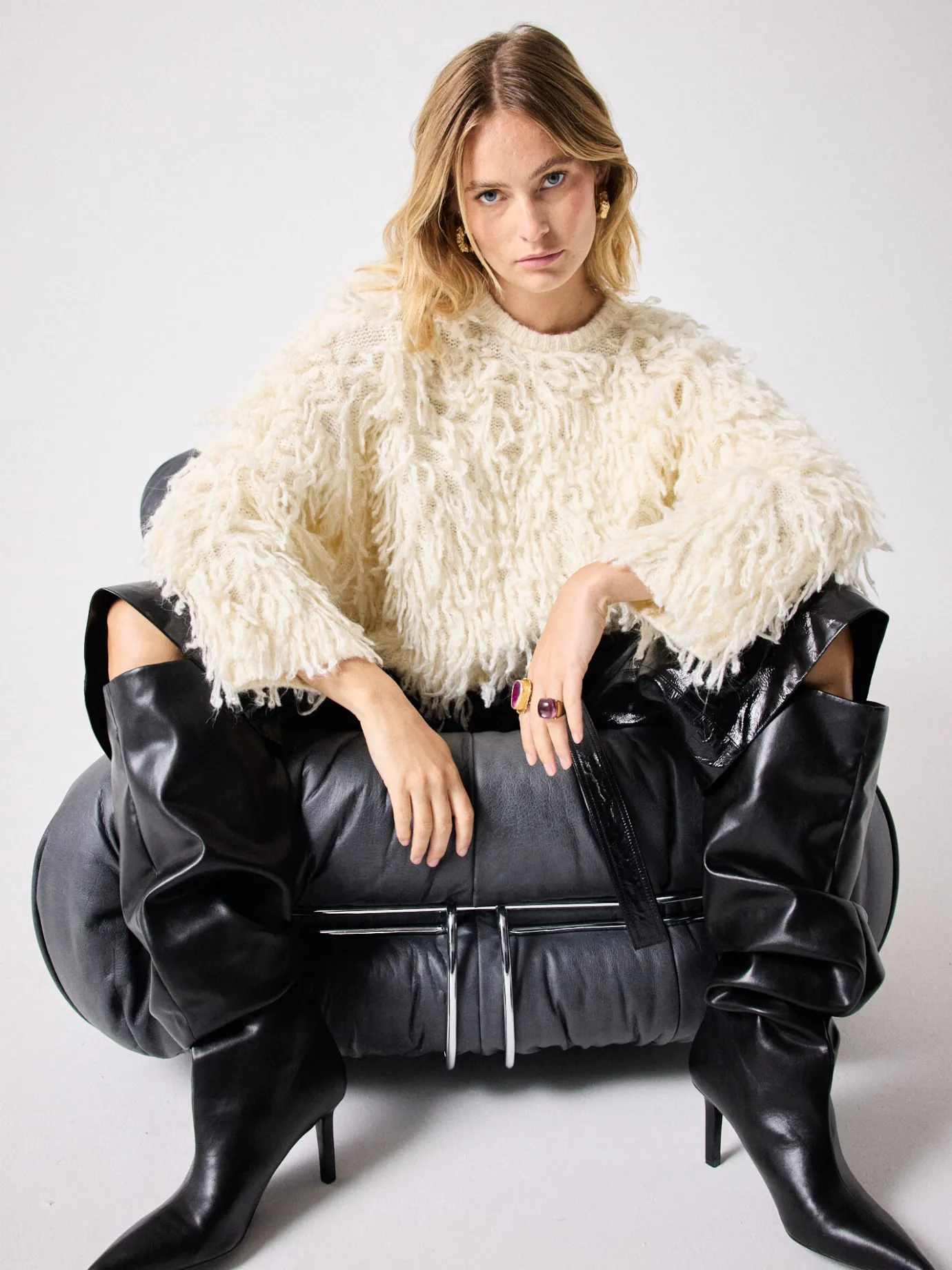 pull_fausse_fourrure_shana_4-1.webp Online Pull fausse fourrure Shana Pulls & Ponchos