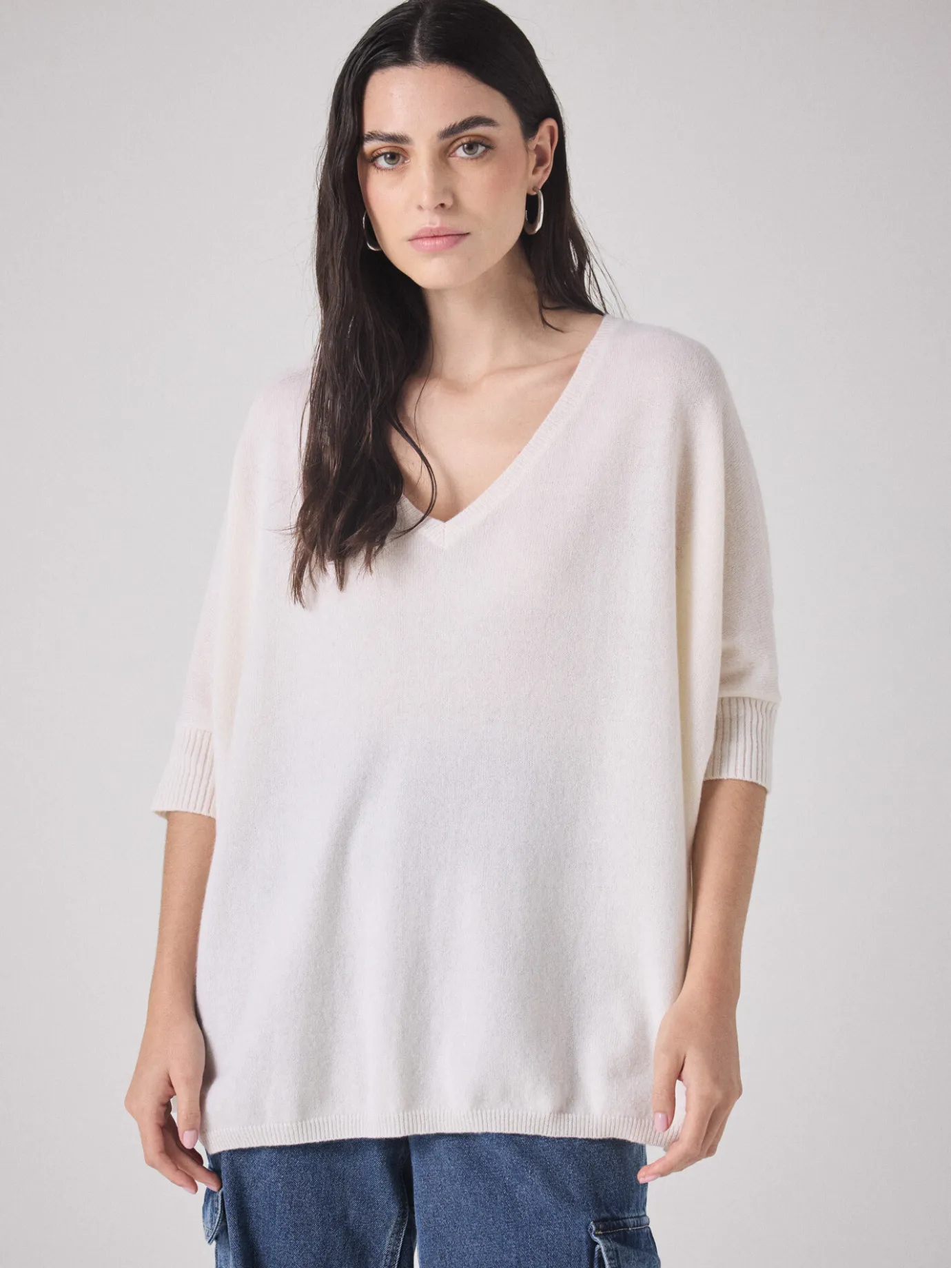 pull_poncho_cachemire_aimee_2-1.webp Shop Pull poncho cachemire Aimee Pulls & Ponchos | Le Cachemire·Pulls & Ponchos