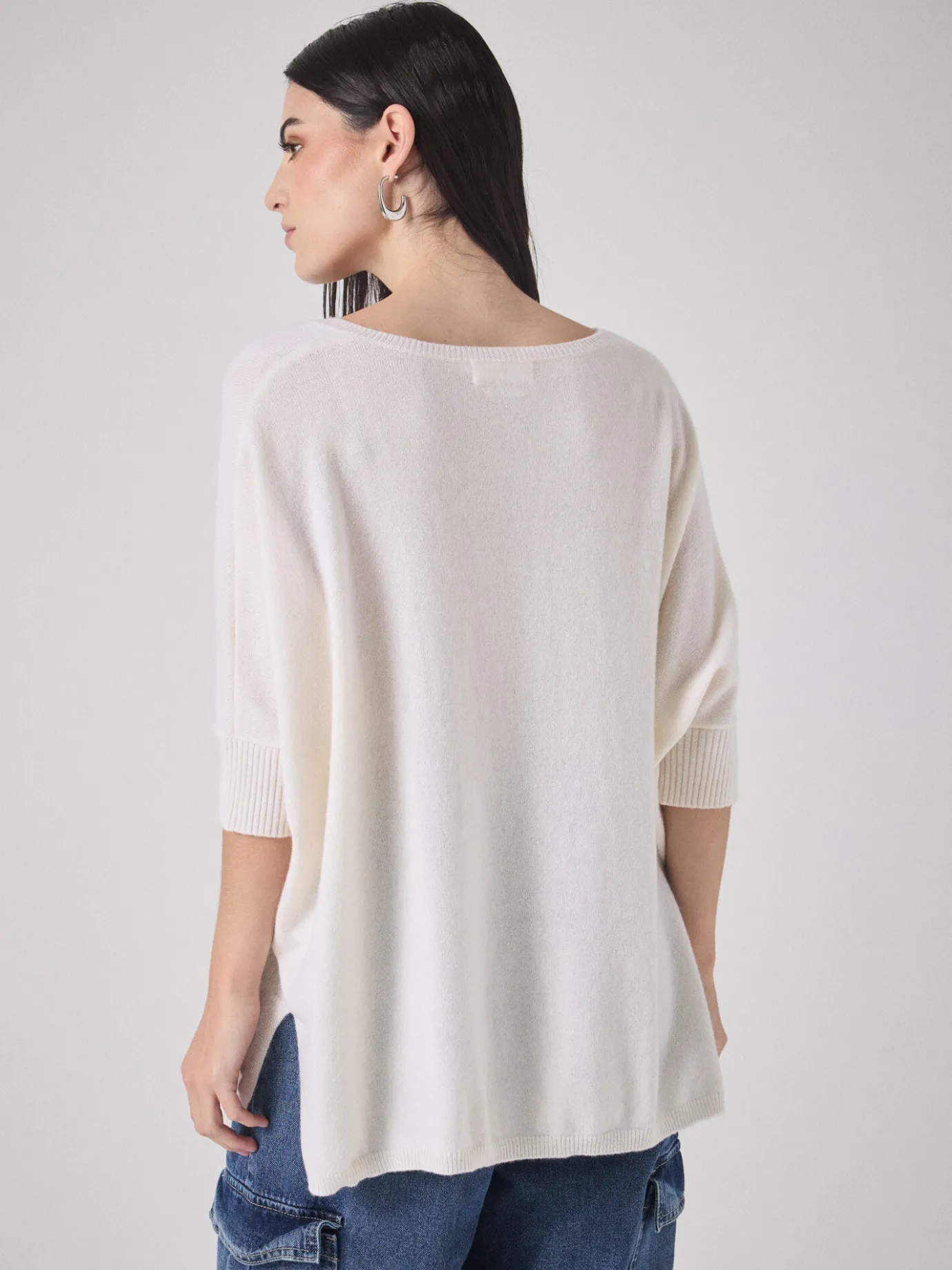 pull_poncho_cachemire_aimee_5-1.webp Shop Pull poncho cachemire Aimee Pulls & Ponchos | Le Cachemire·Pulls & Ponchos