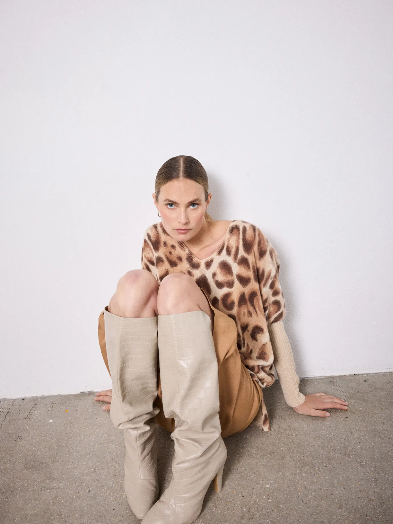 pull_poncho_cachemire_anatole_7.webp Outlet Pull poncho cachemire Anatole Pulls & Ponchos | Le Cachemire·Pulls & Ponchos