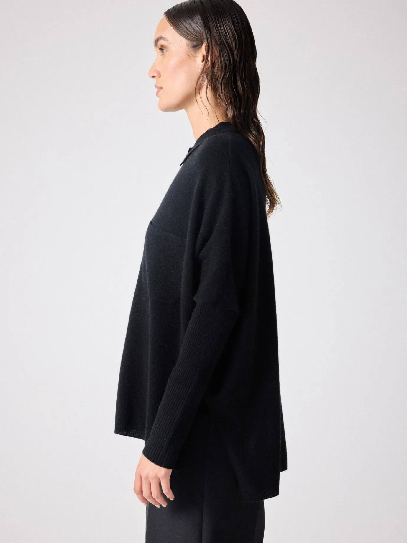 pull_poncho_cachemire_andrea_4-3.webp New Pull poncho cachemire Andrea Pulls & Ponchos | Chemises, Tops & T-Shirts