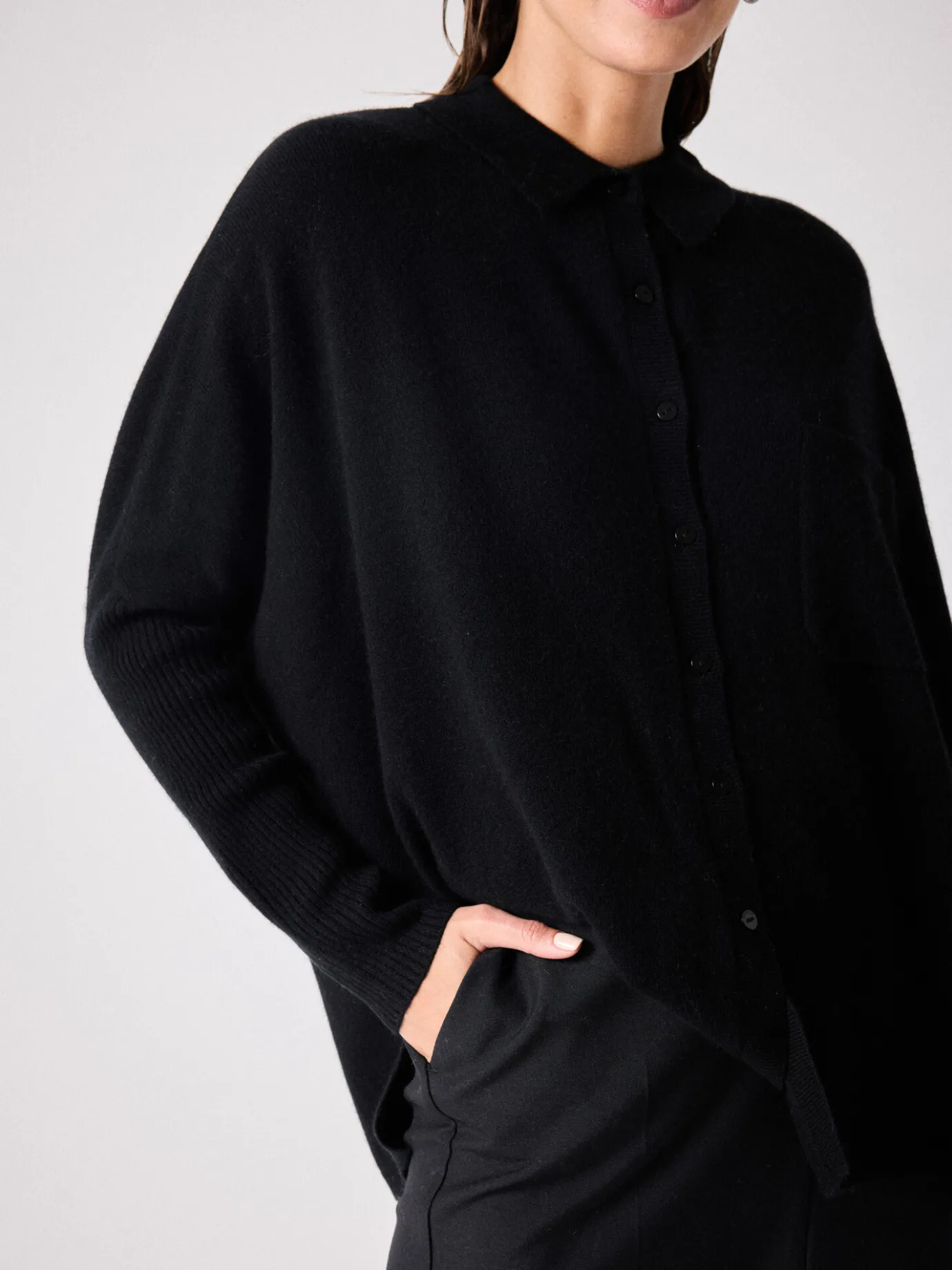 pull_poncho_cachemire_andrea_5-3.webp New Pull poncho cachemire Andrea Pulls & Ponchos | Chemises, Tops & T-Shirts