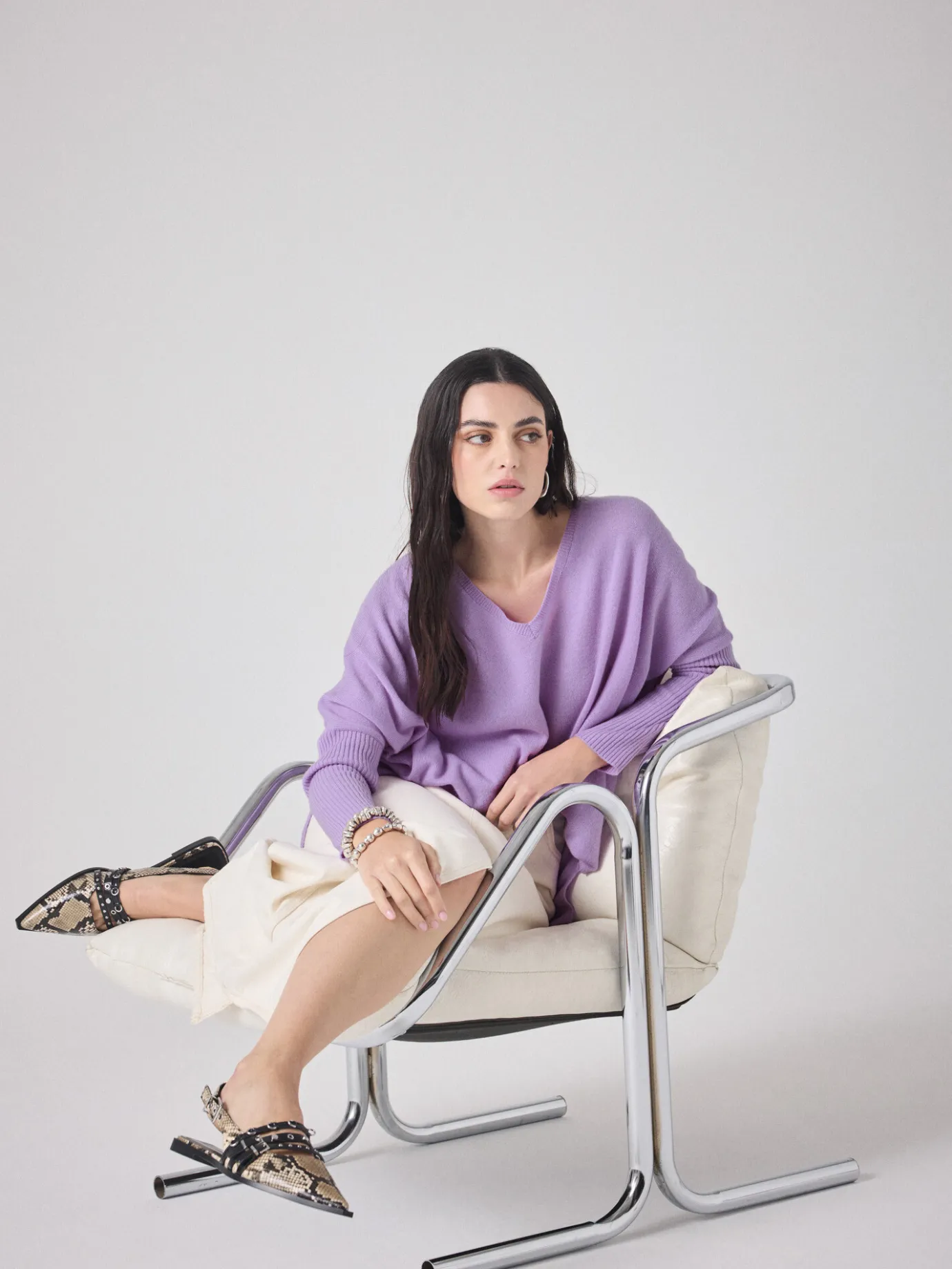 pull_poncho_cachemire_faustine_3-4.webp Fashion Pull poncho cachemire Faustine Pulls & Ponchos | Le Cachemire·Pulls & Ponchos