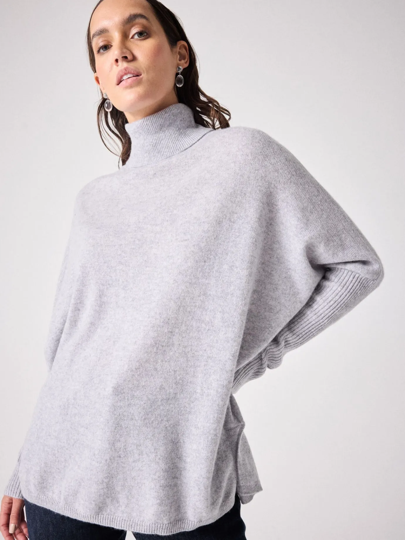pull_poncho_cachemire_margareth_2-7.webp Cheap Pull poncho cachemire Margareth Pulls & Ponchos | Le Cachemire·Pulls & Ponchos