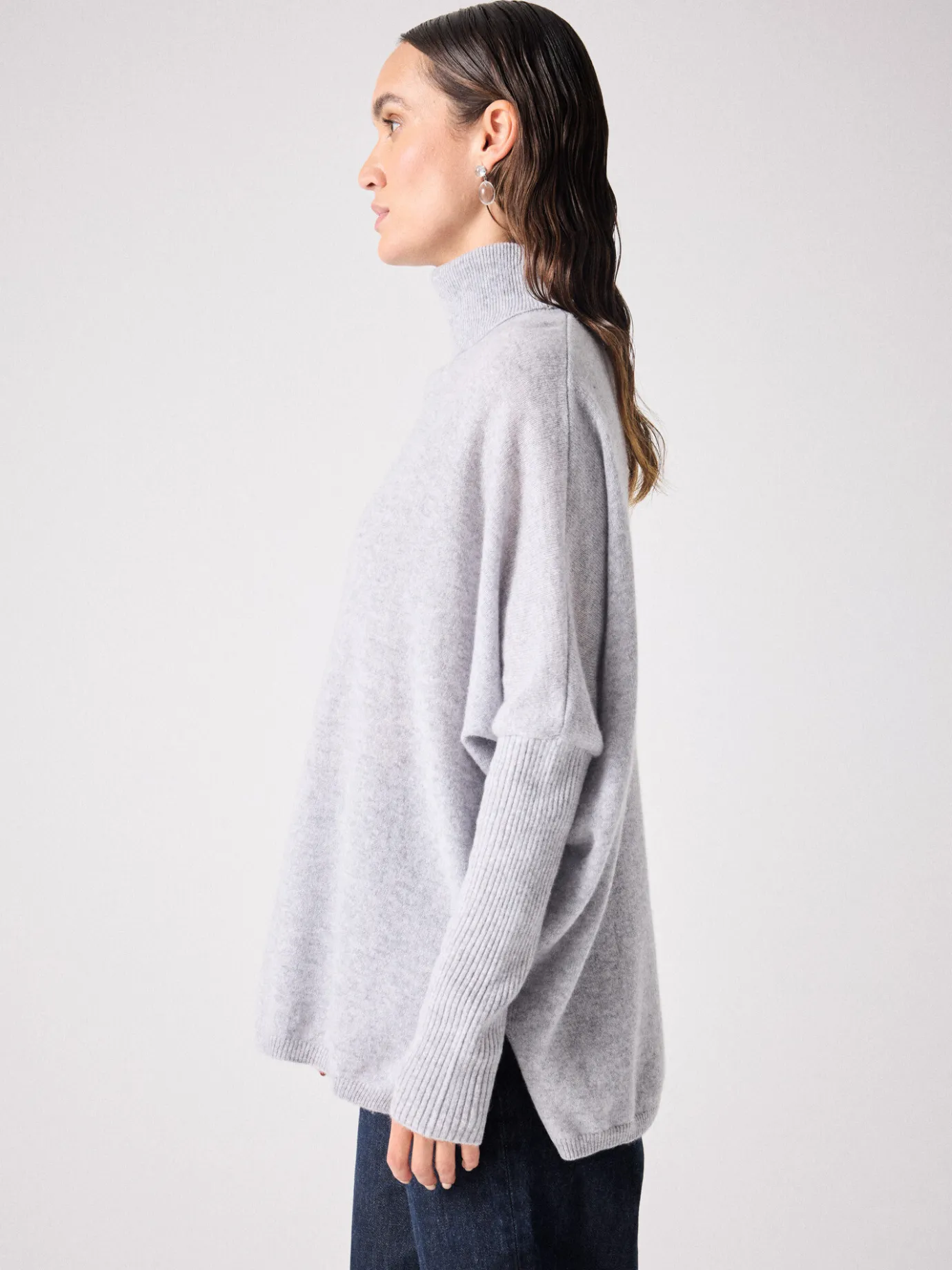 pull_poncho_cachemire_margareth_3-7.webp Cheap Pull poncho cachemire Margareth Pulls & Ponchos | Le Cachemire·Pulls & Ponchos